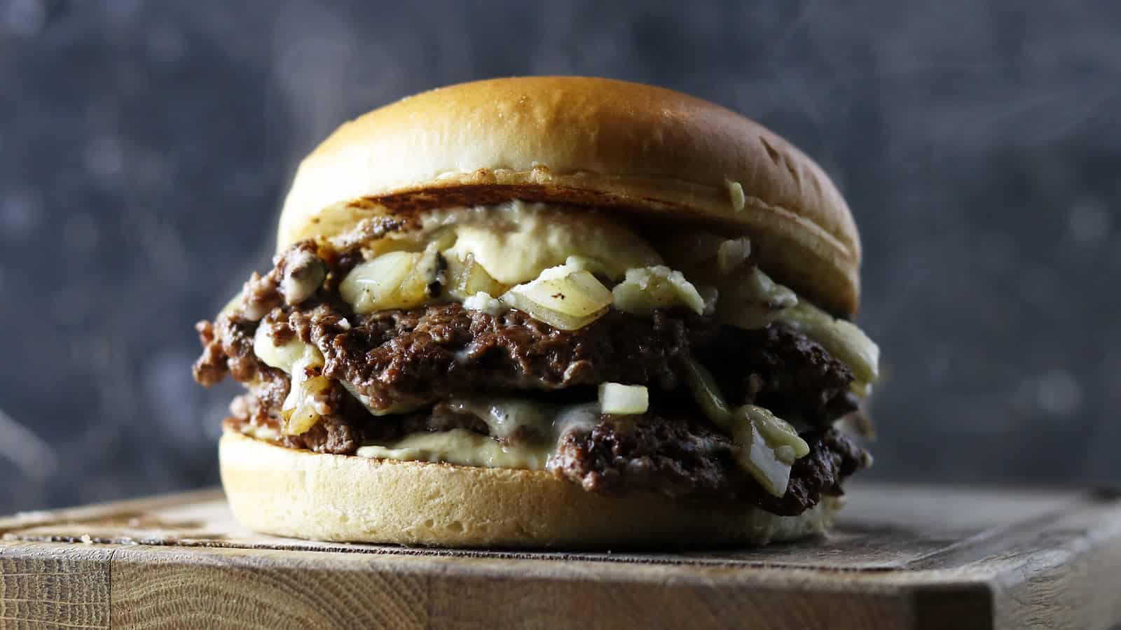 Philly Cheese Smashburgers van BBQ Junkie