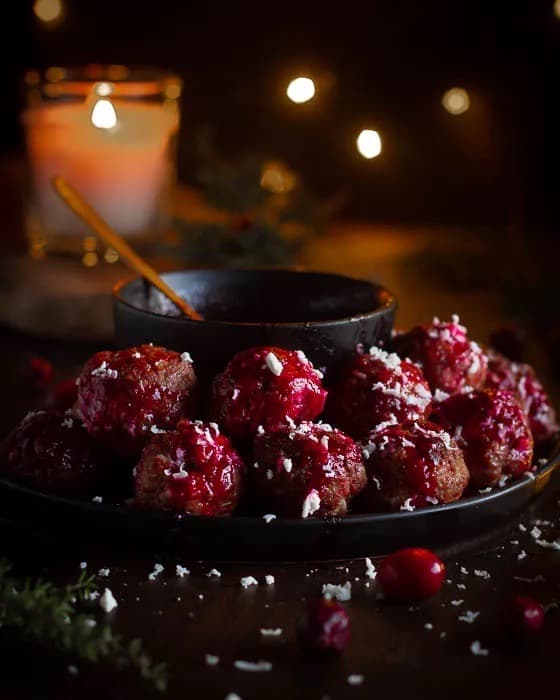 Gerookte gehaktballetjes Eend Veenbessen saus